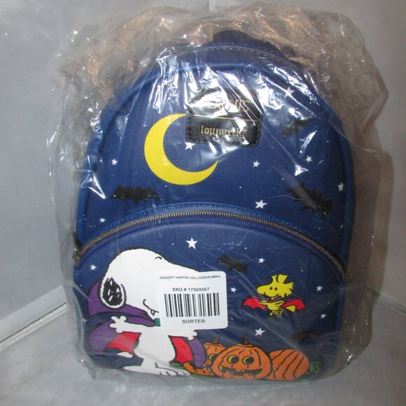 Loungefly Peanuts Snoopy & Woodstock Vampire Halloween Mini Backpack NWT - Picture 1 of 5